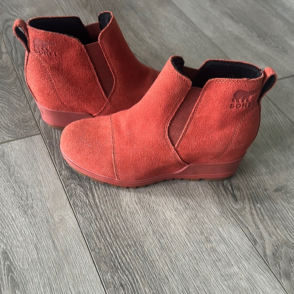 SOREL EVIE PULL-ON WOMEN'S BOOTS New Without Box
